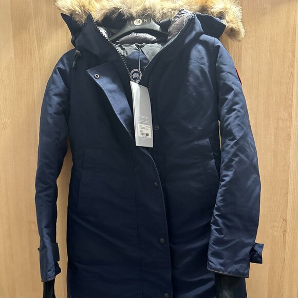 Canada Goose Sherbrooke Parka - Picture 6 of 12